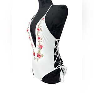 Tobi White One Piece with Red Floral Embroidery
